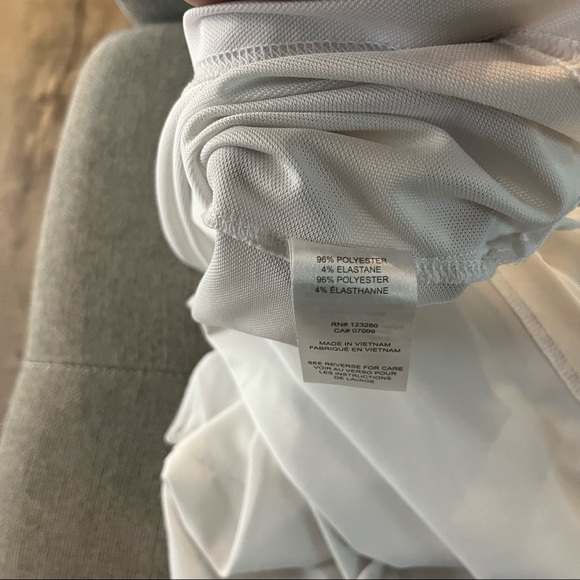 Lot of 2 Travis Mathew Mens Size XL Polo Golf Shirt White And Gray - Picture 6 of 11